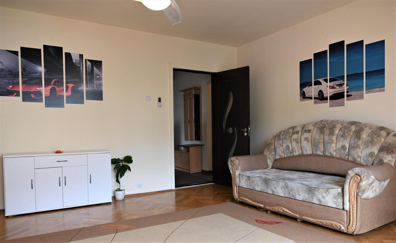 Marin Hotel Apartment Брашов Екстериор снимка
