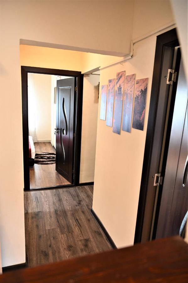 Marin Hotel Apartment Брашов Екстериор снимка