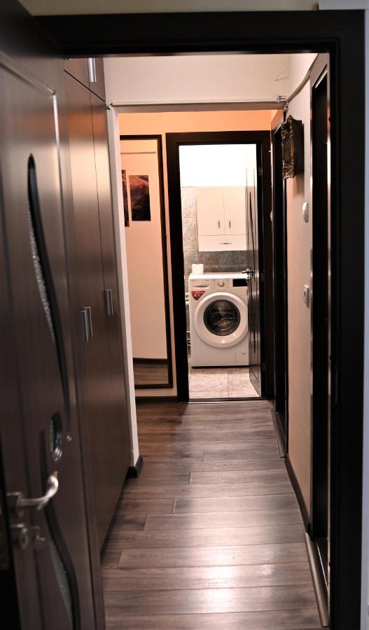 Marin Hotel Apartment Брашов Екстериор снимка